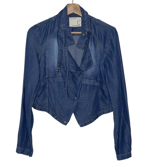 LIFE IN PROGRESS CHAMBRAY CROP JACKET SIZE S‎ - Picture 1 of 12